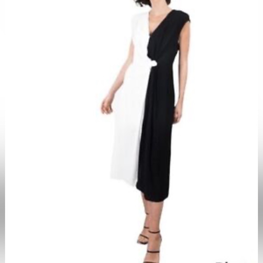 NEW ONE ONE SIX Elegant Black and White Dress